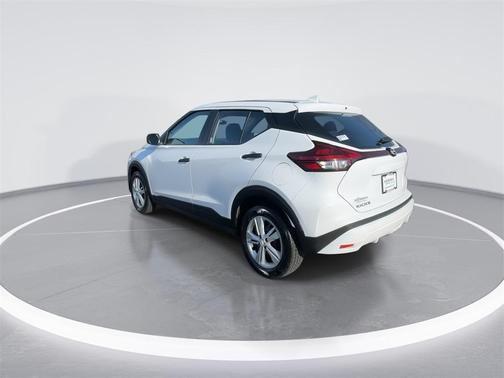 2022 Nissan Kicks S