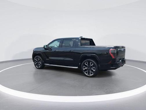 Onyx Black 2025 GMC Sierra EV Max Range Denali