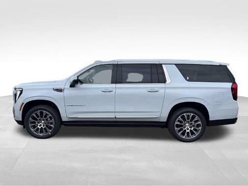 Glacier White Tricoat 2026 GMC Yukon XL Denali