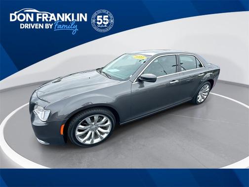 2017 Chrysler 300 Limited