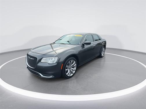 2017 Chrysler 300 Limited