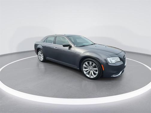 2017 Chrysler 300 Limited