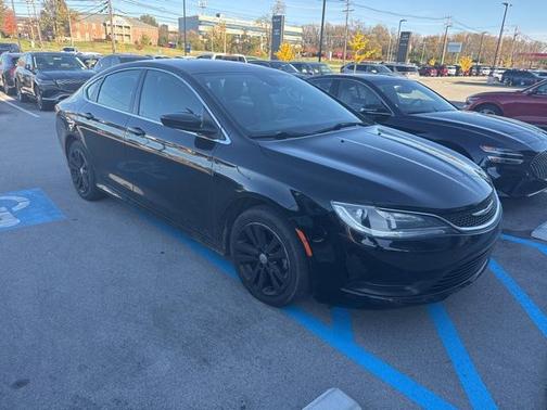 2017 Chrysler 200 LX