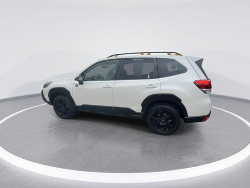 Crystal White Pearl 2023 Subaru Forester Wilderness