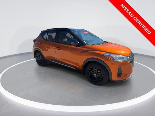 2022 Nissan Kicks SR