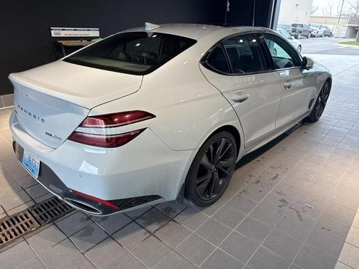 2022 Genesis G70 3.3T AWD