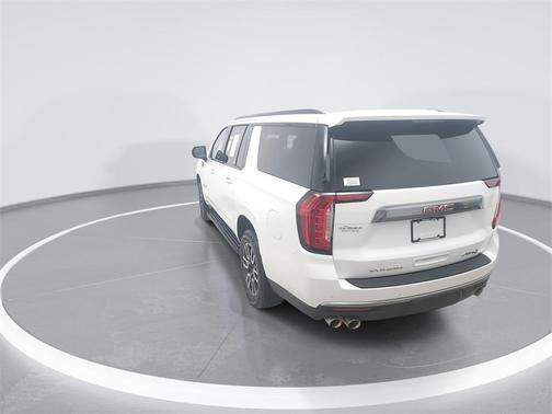 2024 GMC Yukon XL AT4