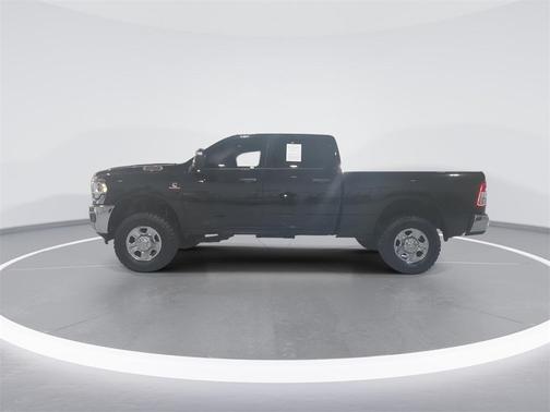 2024 RAM 3500 Tradesman Crew Cab 4x4 6'4' Box