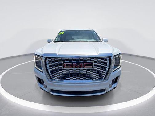 White Frost Tricoat 2024 GMC Yukon Denali