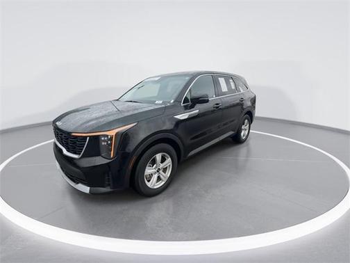 2025 Kia Sorento LX