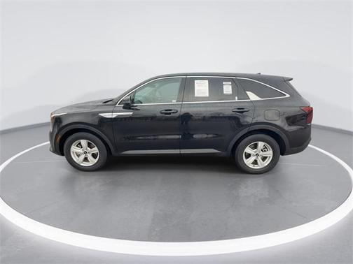 2025 Kia Sorento LX