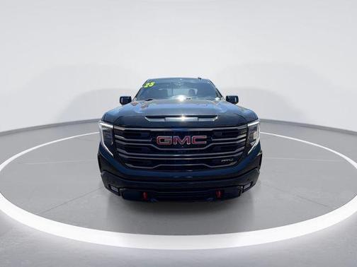 Onyx Black 2025 GMC Sierra 1500 AT4