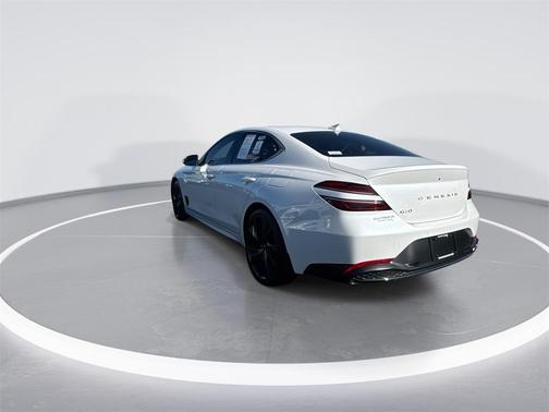 2023 Genesis G70 2.0T RWD