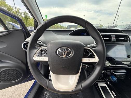 2016 Toyota Prius Four Touring