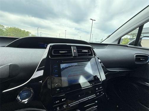 2016 Toyota Prius Four Touring