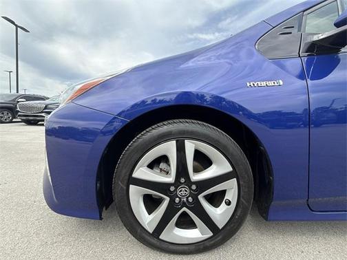 2016 Toyota Prius Four Touring