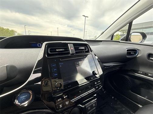 2016 Toyota Prius Four Touring