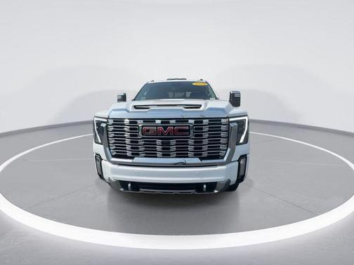 White 2024 GMC Sierra 2500 Denali