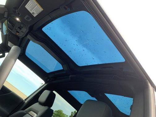 Neptune Blue Matte 2024 GMC HUMMER EV SUV 3X