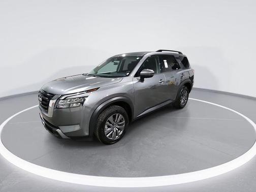 2025 Nissan Pathfinder SV FWD