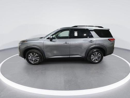 2025 Nissan Pathfinder SV FWD