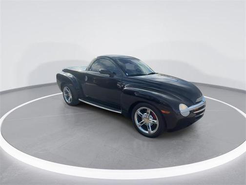 2004 Chevrolet SSR Base