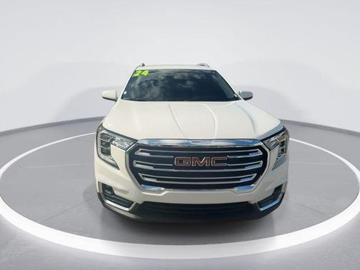 Summit White 2024 GMC Terrain SLT