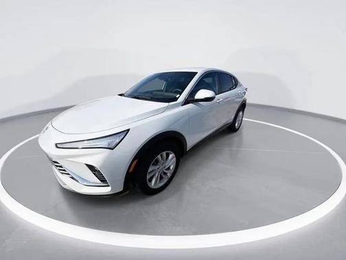 Summit White 2026 Buick Envista Preferred FWD