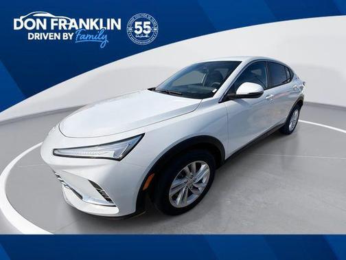 Summit White 2026 Buick Envista Preferred FWD