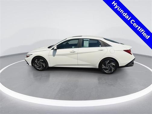 2025 Hyundai ELANTRA SEL