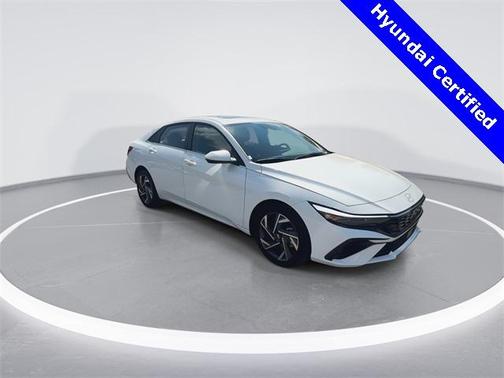 2025 Hyundai ELANTRA SEL