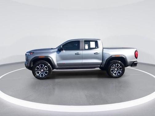 Sterling Metallic 2023 GMC Canyon AT4