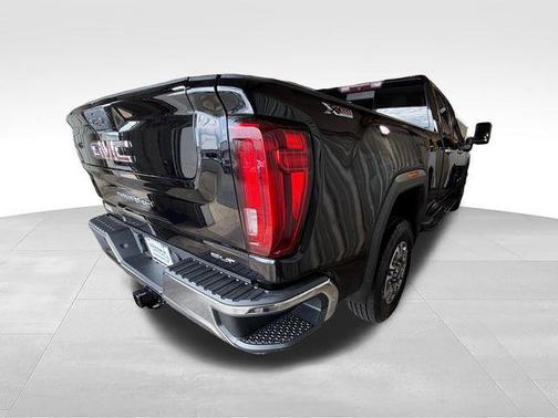 Onyx Black 2021 GMC Sierra 2500 SLT