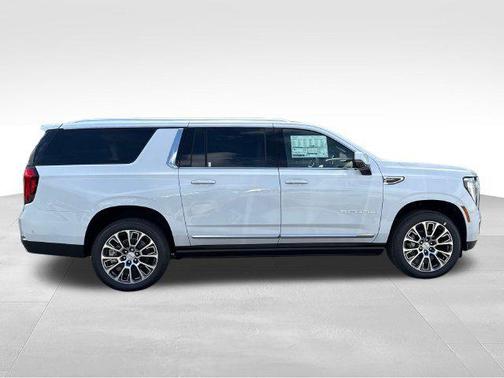 Glacier White Tricoat 2026 GMC Yukon XL Denali