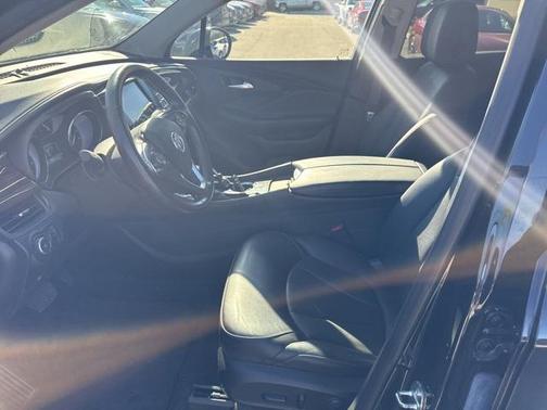 2020 Buick Envision AWD Essence