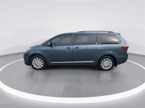 2017 Toyota Sienna LE