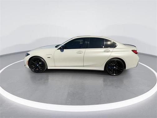2023 BMW 330e Base