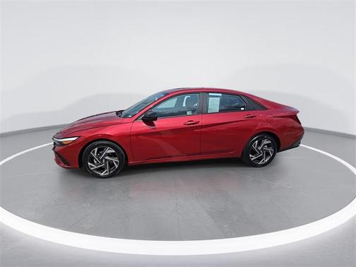 2025 Hyundai ELANTRA Sport