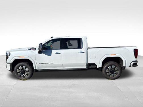 Glacier White Tricoat 2026 GMC Sierra 2500 Denali