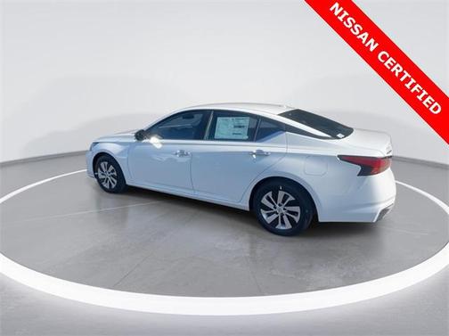 2025 Nissan Altima S FWD