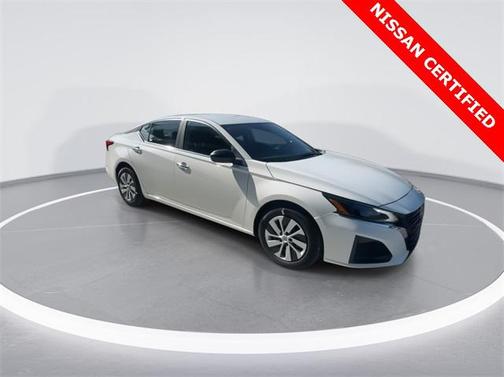 2025 Nissan Altima S FWD