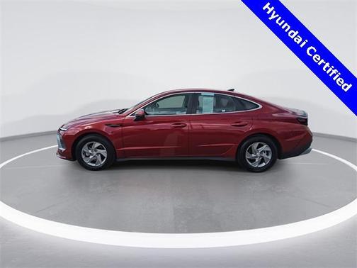 2025 Hyundai SONATA SE