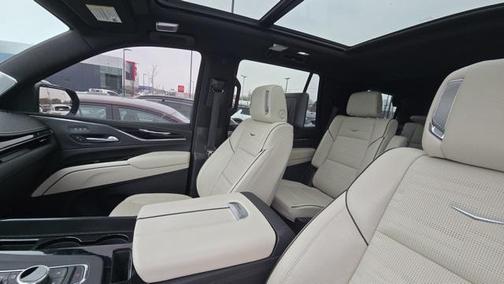 2024 Cadillac Escalade Sport