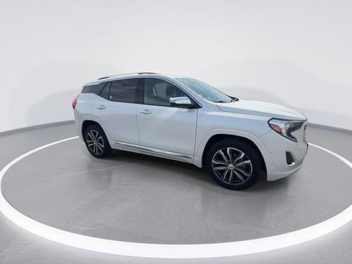 White Frost Tricoat 2020 GMC Terrain Denali