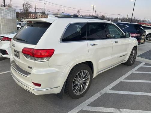 2017 Jeep Grand Cherokee Summit