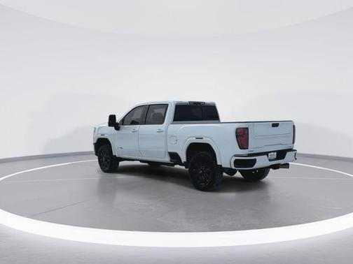Summit White 2024 GMC Sierra 2500 AT4