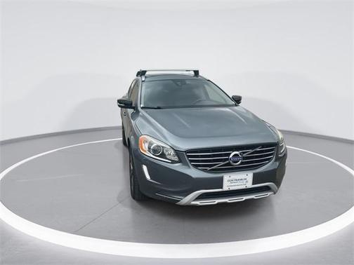 2017 Volvo XC60 T6 Dynamic