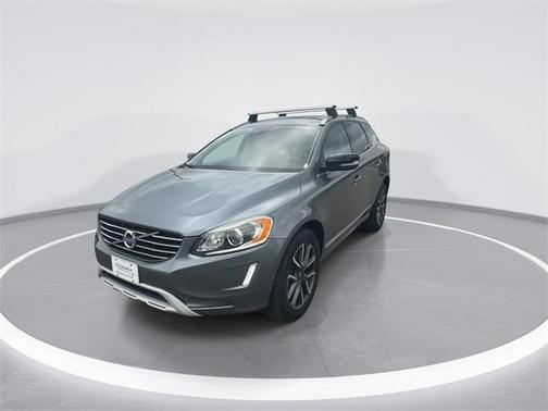 2017 Volvo XC60 T6 Dynamic
