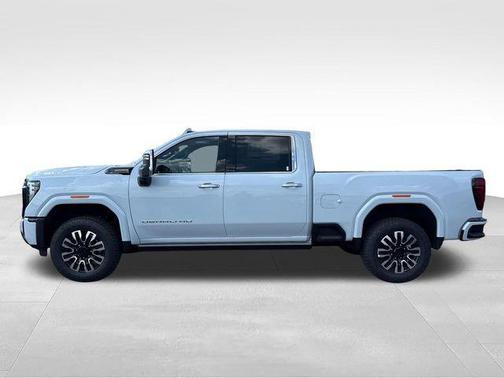 Glacier White Tricoat 2026 GMC Sierra 2500 Denali Ultimate