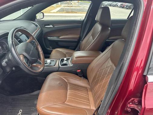 2018 Chrysler 300 C